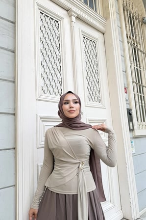 BLUZ - ÇAĞLA YEŞİLİ