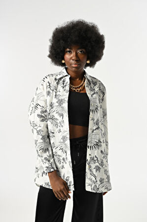 KADIN SİYAH BEYAZ DESENLİ OVERSİZE KESİM GÖMLEK