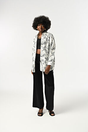 KADIN SİYAH BEYAZ DESENLİ OVERSİZE KESİM GÖMLEK