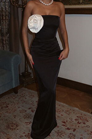 Siyah Gül Detay Straplez Elbise ATE-2306