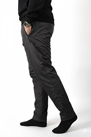 Erkek Füme Gri Rüzgar Geçirmez Suya Dayanıklı İçi Peluş Motorcu Eşofman Altı 22EESA5033