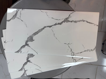 (6 Adet) Kendinden Yapışkanlı Dekoratif Esnek Köpük Beyaz Pvc Mermer Panel 60x30 (0,18 m²)cm Mutfak Banyo WC