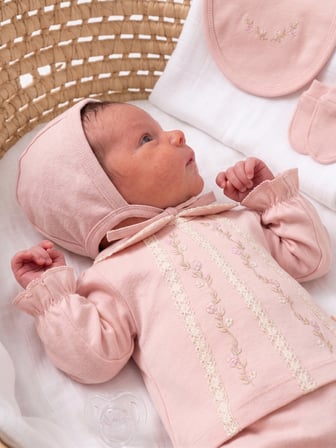 dantelli bebek zıbın seti