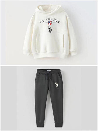 UNİSEX MODEL KAPÜŞON DETAYLI %100 PAMUKLU ALT - ÜST TAKIM