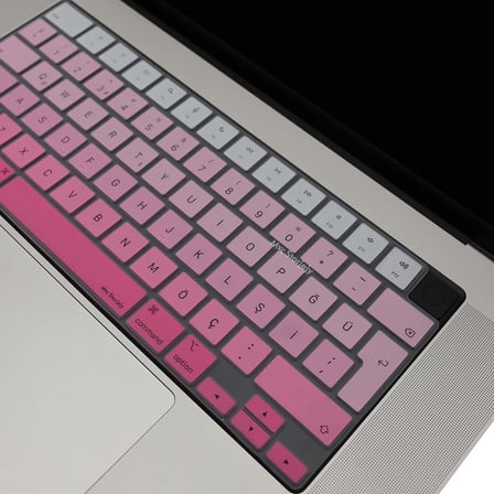 MacBook Klavye Koruyucu TÜRKÇE Q BASKILI UK-TERS L- Enter Tipi Air 13,6-15,3inç- Pro 14,2-16,2inç M1-M2-M3-M4 Pro MAX Uyumlu, Ultra İnce Hafif Yıkanabilir Silikon Klavye Filmi Pembe