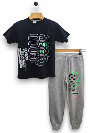 Erkek Çocuk Tişört & Eşofman Altı Takımı - Konforlu ve Şık Tasarım