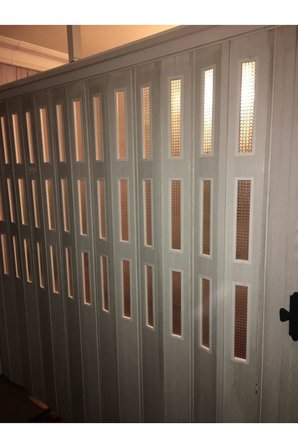 3 Sıra Camlı Akordeon Kapı, Akağaç Ahşap Desenli 72x215cm