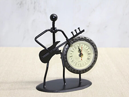 Metal Saatli Gitar Çalan Müzisyen Alk4334