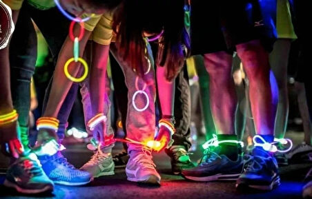 Karanlıkta Yanan Parlayan Fosforlu Glow Çubuk Bileklik 50 Adet