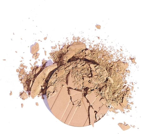 Golden Rose Silky Touch Compact Powder No: 05 Beige - İpeksi Sıkıştırılmış Pudra 12 g