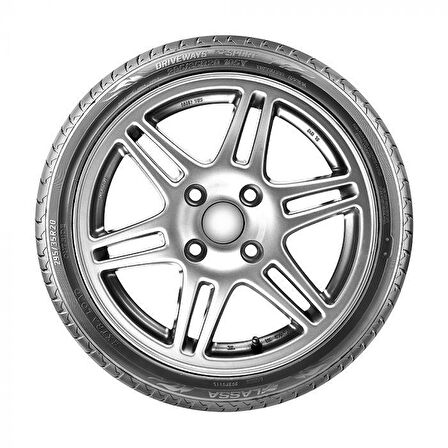 225/55R17 101W XL DRIVEWAYS LASSA