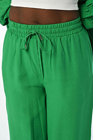 KADIN RAHAT KALIP BOL PAÇA BELİ LASTİKLİ DÜZ RENK PANTOLON