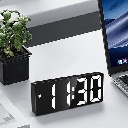 LED Ekran USB Güç Dijital Aynalı Masa Saati Sıcaklık Alarm Takvim