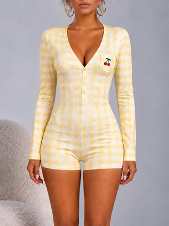 Kiraz Detaylı Ekose Desenli Uzun Kollu Pijama Tulumu