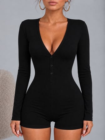Uzun Kollu V Yaka Düğmeli Şortlu Pijama Tulum