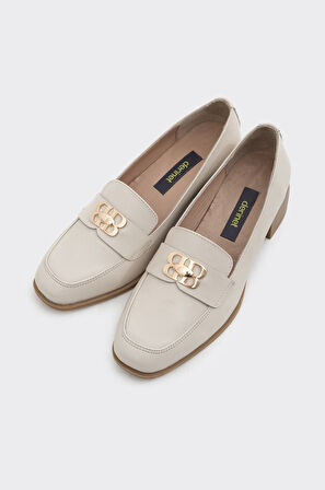 Hakiki Deri Kısa Topuklu Tokalı Kadın Casual Ayakkabı