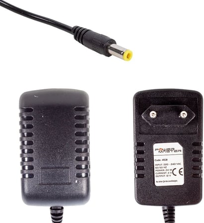 POWERMASTER PM-4531 12 VOLT - 2 AMPER PLASTİK KASA PRİZ TİPİ ADAPTÖR 5.5 * 2.5 UÇ * MİNİ CİHAZ ADAPTÖRÜ