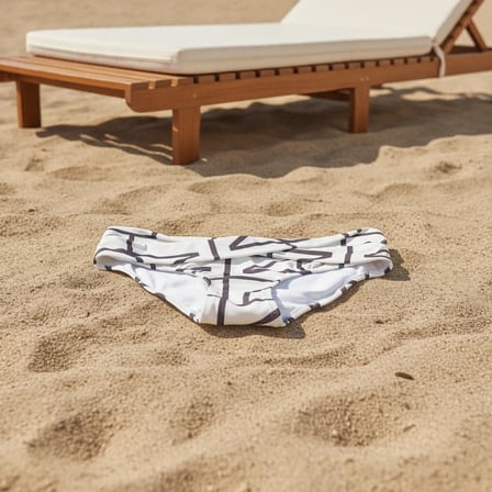 Kadın Plaj Giyim Ekru Kahve Desenli Önü Çapraz Bikini Alt BB2560