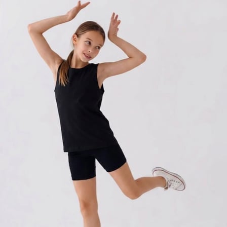 Genç Kadın Basic Kolsuz İçi Yarım Astarlı Tshirt BB2815