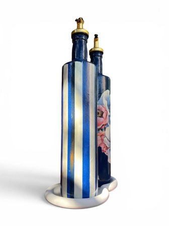 750 ml 2’li El Boyaması Cam Yağdanlık Sirkelik Seti – Mavi Çiçekli Dekoratif Zeytinyağı Şişesi – Modern Mutfak Aksesuarı