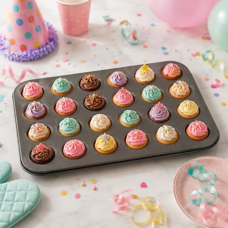 Mini Muffin Kalıbı 24 Gözlü – Yapışmaz Non Stick Mini Tart ve Cupcake Tepsisi – Karbon Çelik Fırın Kalıbı – Kek, Kurabiye ve Tatlı Yapımı İçin