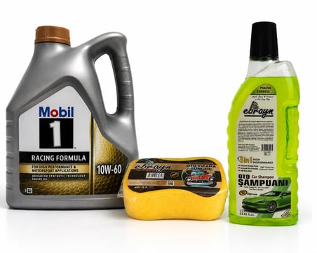 MOBİL 1 MOTORSPORT FORMULA MOTOR YAĞI 10W-60 4 Litre + Oto Şampuan 1000 ml + Yıkama Süngeri
