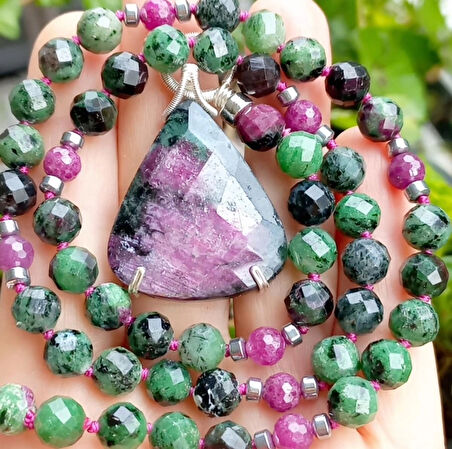 2174 Ruby zoisite Yakut el yapımı düğümlü kolye
