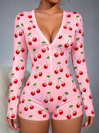 Kiraz Desenli Uzun Kollu Şortlu Pijama Takımı