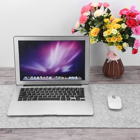 Orret Home 100x50 cm Büyük Keçe Masa Pedi – Kaymaz Anti-Statik Bilgisayar ve Klavye Altlığı, Ofis ve Ev İçin Masa Koruyucu Mouse Pad, Geniş Çalışma Alanı Masa Paspası