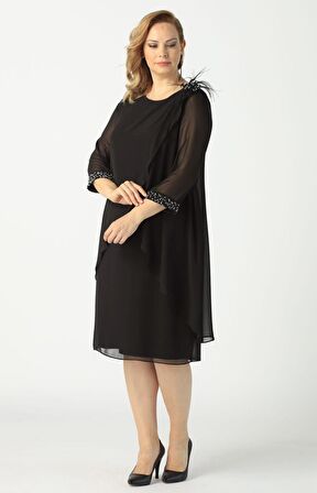 21958 Siyah Pelerinli Tüylü İşlemeli Büyük Beden Şifon Kısa Elbise