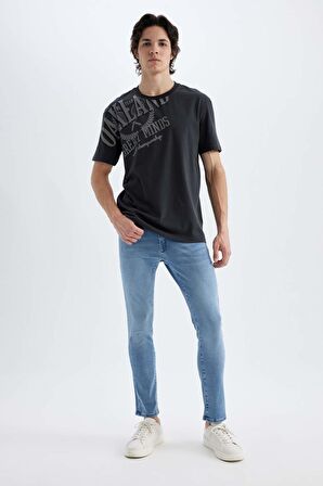 DeFacto Regular Fit Bisiklet Yaka Baskılı Kısa Kollu Tişört C5673AX24HSAR204