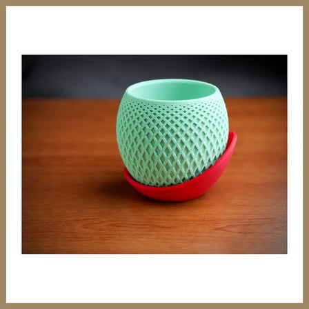 Bezos 3D Baskı Küre Saksı - Kafes Dokulu İki Parçalı Dekoratif Saksı - Mint-Kırmızı 22
