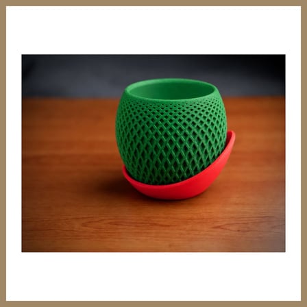 Bezos 3D Baskı Küre Saksı - Kafes Dokulu İki Parçalı Dekoratif Saksı - Yeşil-Kırmızı 22