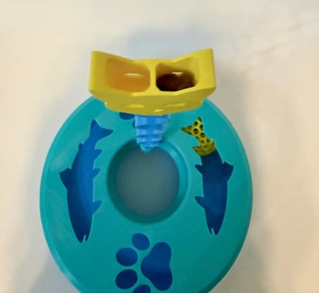Bezos 3D Baskı Kedi Ödül Bulmacası Yaylı Kedi Başlı Zeka Oyuncağı Kedi Nanesi Bölmeli Turkuaz Sarı 22