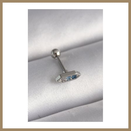 Bezos 316L Çelik Gümüş Renk Mavi Zirkon Taşlı Tragus Piercing 22