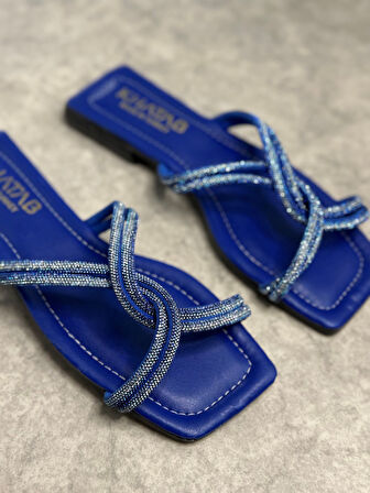 Günlük Kadın Terlik Çapraz Taşlı Küt Burunlu Alçak Topuklu Rahat Taban Hafif Yazlık 22