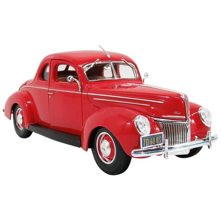 Maisto 1/18 1939 Ford Deluxe Model Araba - Kırmızı
