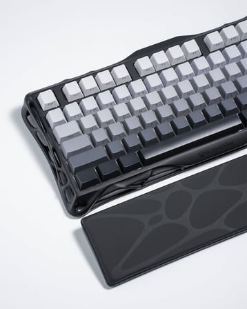 GravaStar Klavye Bilek Desteği, Ergonomik, Kaymaz Tabanlı, PU Deri Yüzeyli Bilek Destek Pedi, Siyah
