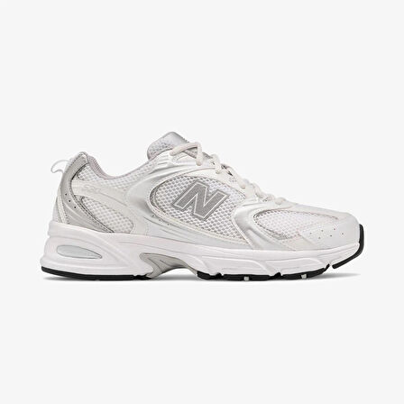 New Balance 530
Munsell White Unisex Sneaker 