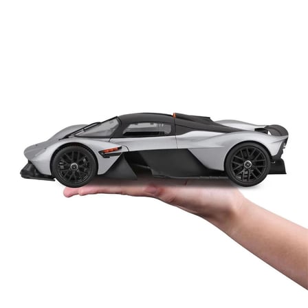 Maisto 1:18 2022 Aston Martin Valkyrie Model Araba 31465 - Gri