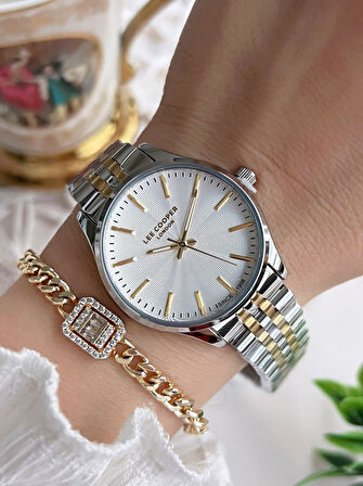 Lee Cooper Çelik Kordonlu 3 Atm Suya Dayanıklı Kadın Kol Saati VS.BLKT.0631