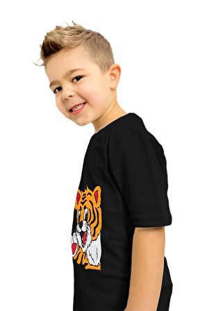 Aslan Baskılı Çocuk Tişörtü | %100 Pamuk, Şık ve Rahat Tasarım