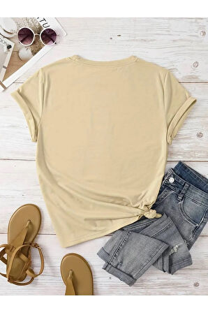Kadın Pamuklu Ön Baskılı Papatya Kelebek Tasarım Tshirt