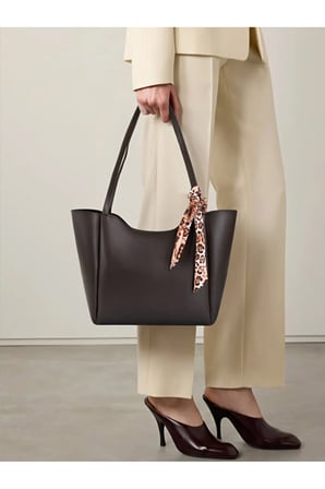 Kadın Fularlı Kahverengi Fermuarlı Mıknatıs Kapamalı Shopper El ve Omuz Çantası