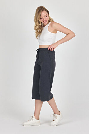 Yüksek Bel Cepli Rahat Kesim Mevsimlik Kadın Diz Altı 3'lü Bermuda Siyah-Lacivert-Antrasit Kapri Şort