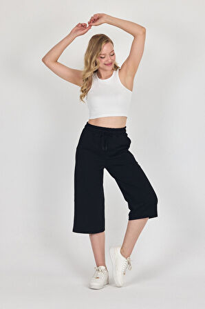 Yüksek Bel Cepli Rahat Kesim Mevsimlik Kadın Diz Altı Bermuda Siyah Kapri Şort