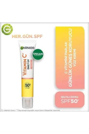 C Vitamini Parlak Günlük Güneş Koruyucu Fluid Yüz Kremi İşıltılı Doku Spf50+ 40Ml
