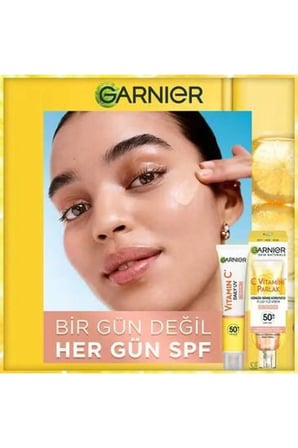 C Vitamini Parlak Günlük Güneş Koruyucu Fluid Yüz Kremi İşıltılı Doku Spf50+ 40Ml