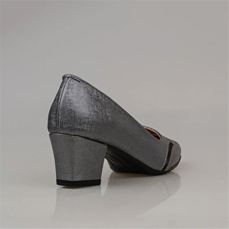 Trend Adımlar Gümüş Özel Üretim Kesik Burun Kadın Klasik Ayakkabı