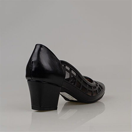 Trend Adımlar Siyah Özel Üretim Kadın Parlak Desen Klasik Ayakkabı